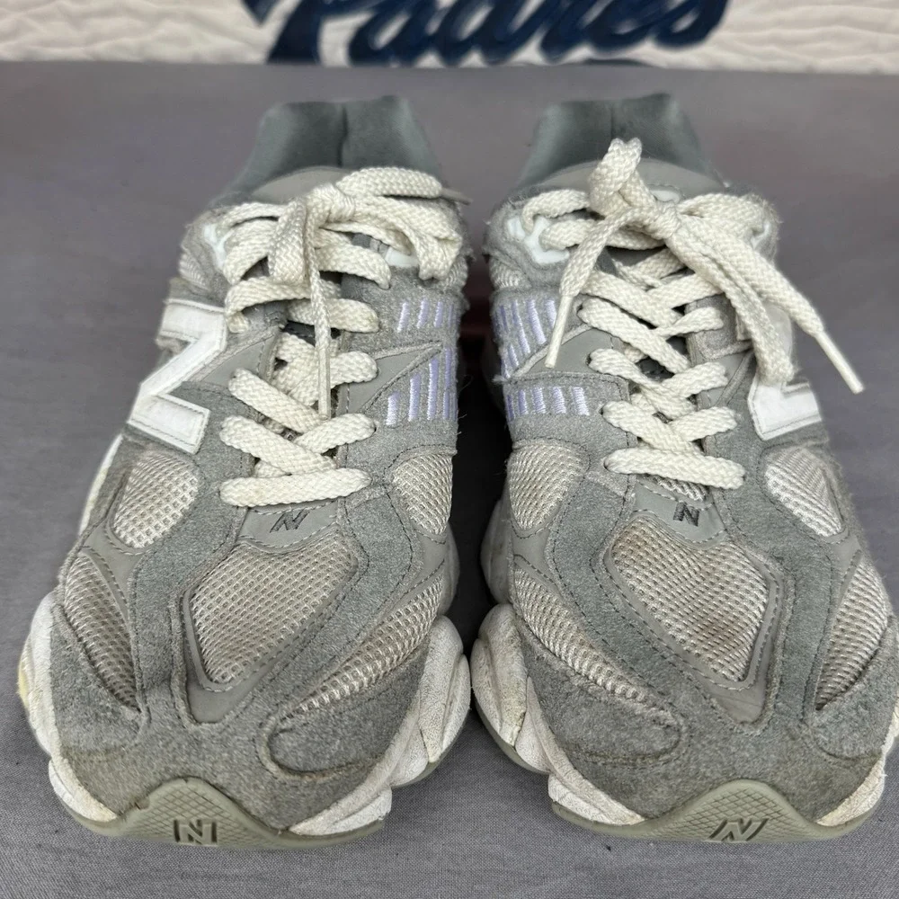 Size‎ M8.5/W10 - New Balance 9060 Grey White U9060YGA
